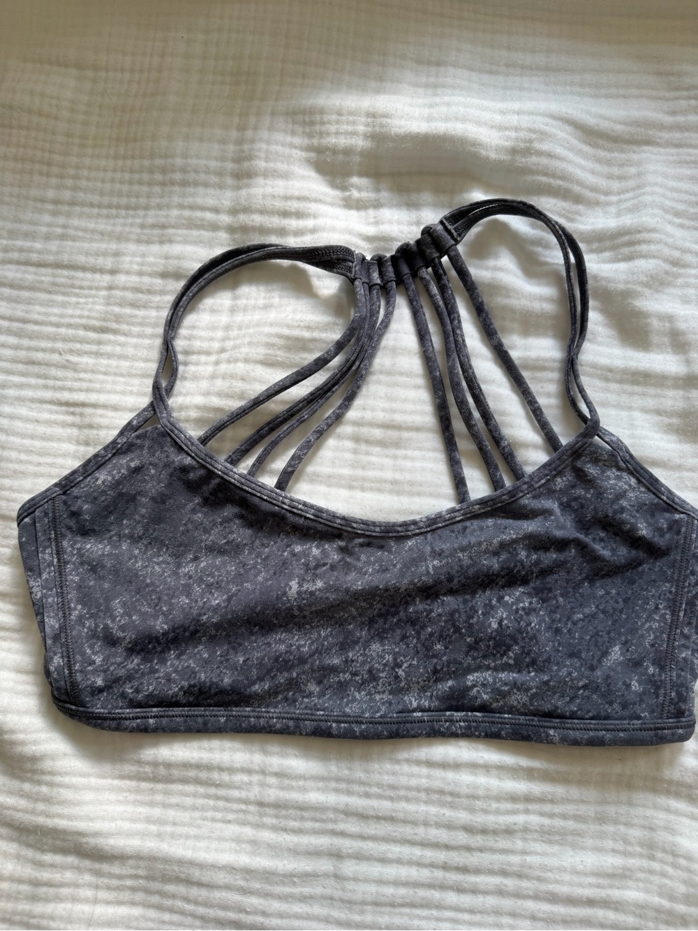 Lululemon Strappy Back Sports bra - Charcoal